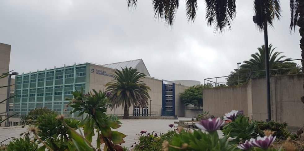 Edificio de Matem&aacute;ticas en Inform&aacute;tica