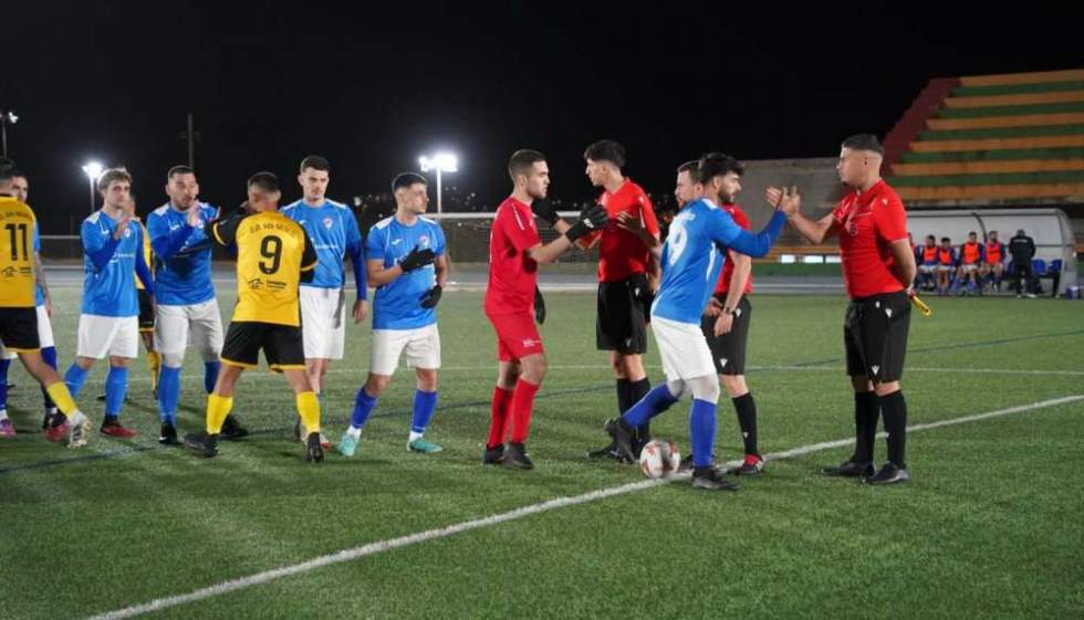 (1-2) El San Isidro no pudo con el San Nicolás, en el debut en casa de Félix Oramas