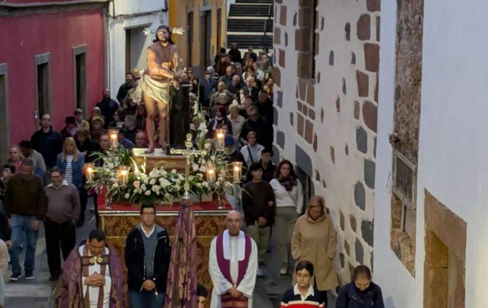 El pasado a&ntilde;o en que recorri&oacute; por primera vez la calle de La Mina.