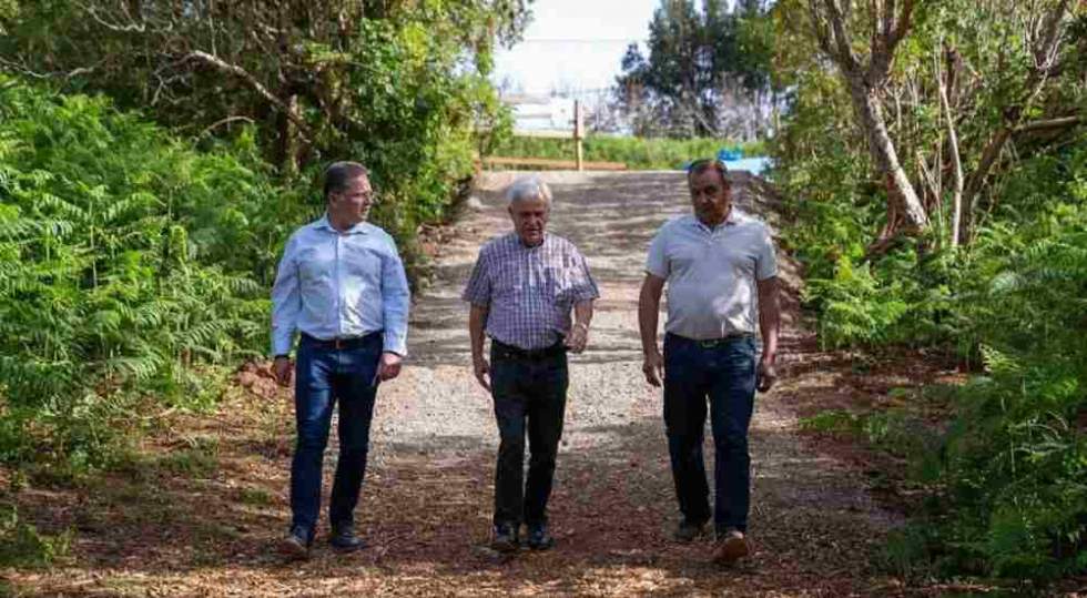 El consejero de Cooperación Institucional gira una visita por La Laguna de Valleseco