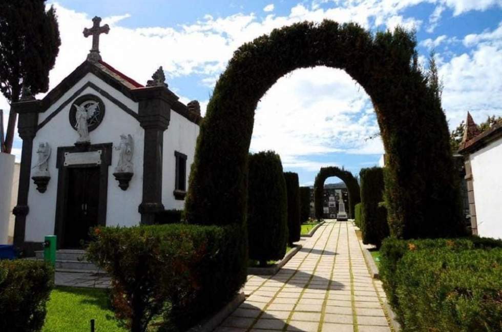 Cementerio de Moya