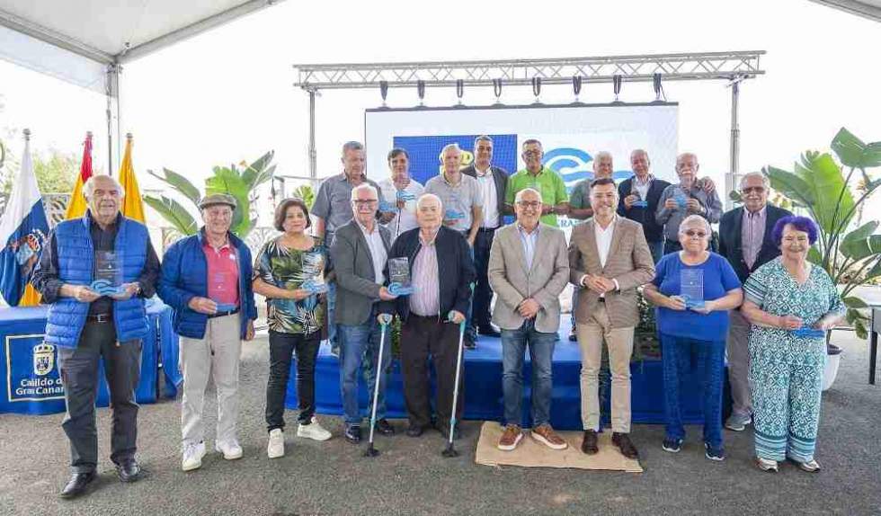 El Cabildo brinda un homenaje al personal jubilado del Consejo Insular