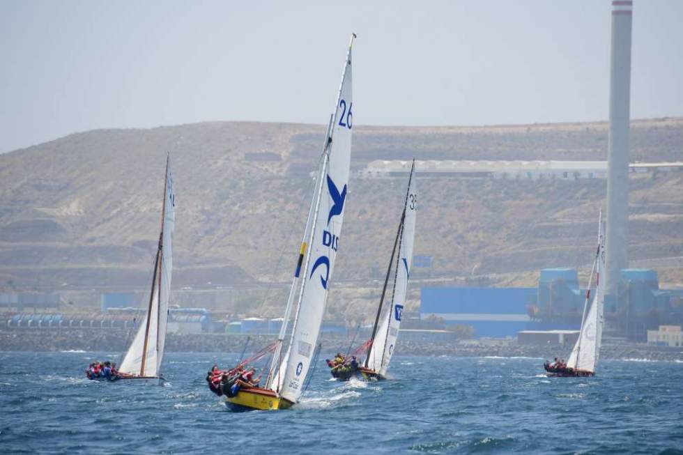 La III Semana Canaria de Juegos y Deportes Tradicionales recupera el hermanamiento entre las dos modalidades de vela latina canaria
