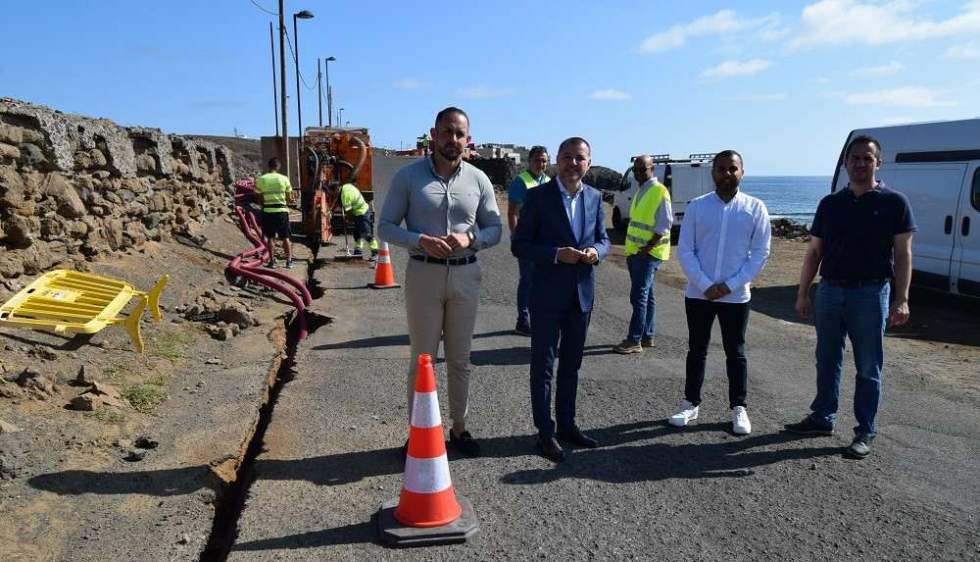 De izquierda a derecha Julio Mateo, Teodoro Sosa, Ulises Miranda y Heriberto Reyes, en el inicio de la obra