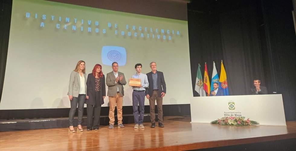 Entrega del distintivo