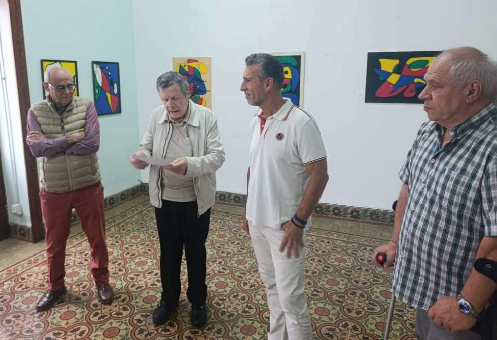 El Casino de Gáldar inaugura la exposición del artista canario Tino Mederos