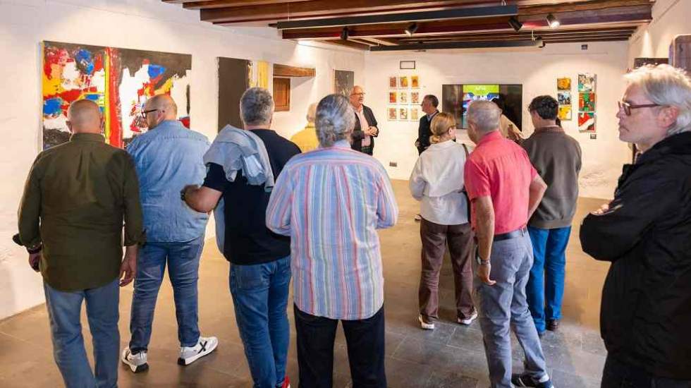 Presentaci&oacute;n de la exposici&oacute;n de Juan Luis Calero