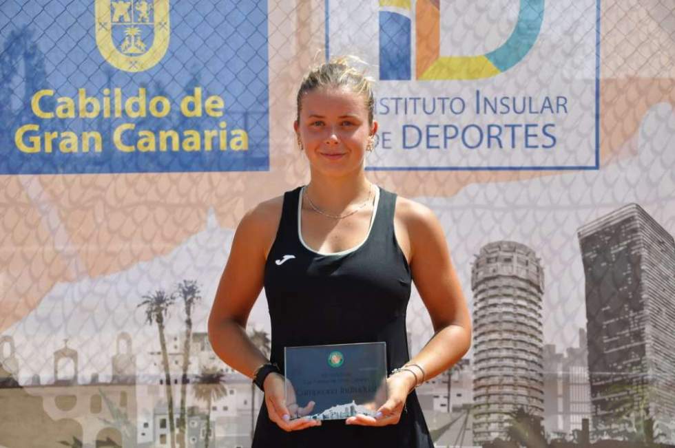 La campeona, Ariana Geerlings