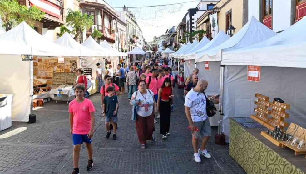 Feria de artesan&iacute;a