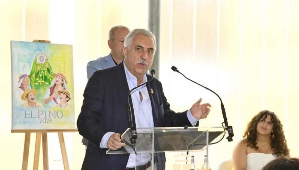 Luis Pe&ntilde;a pregonero de las fiestas del Pino