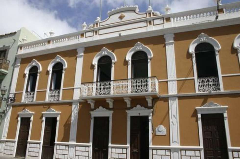 Fachada del Casino de Gáldar
