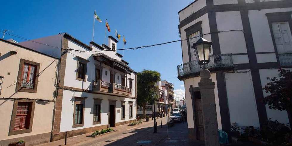El Ayuntamiento de Moya celebra un pleno extraordinario