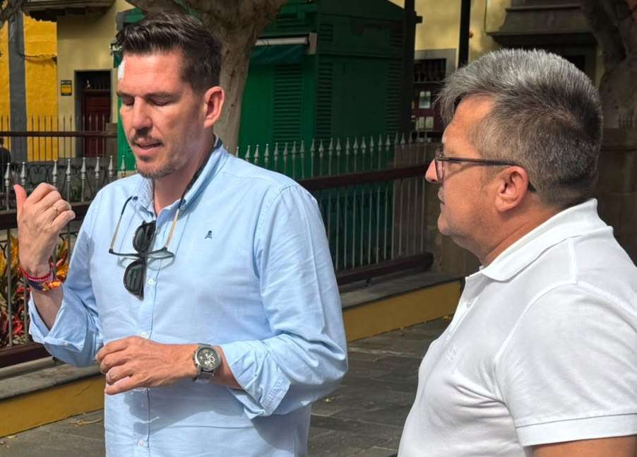¿Cuándo trabaja el asesor más caro de Gáldar?