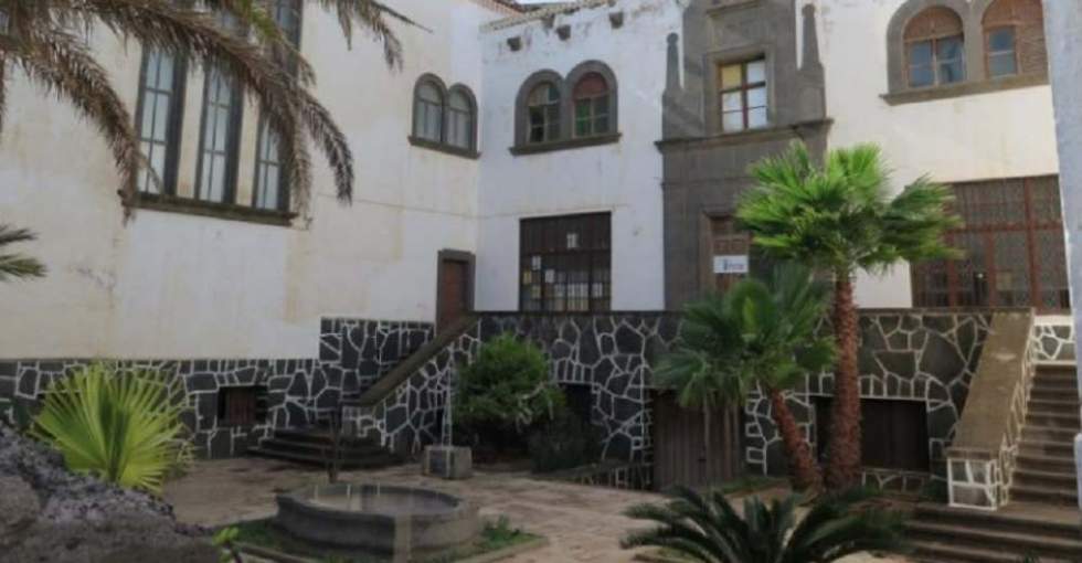 Guía recibe 1 071.633 euros, para la primera fase de la reforma y acondicionamiento del edificio de los salesianos