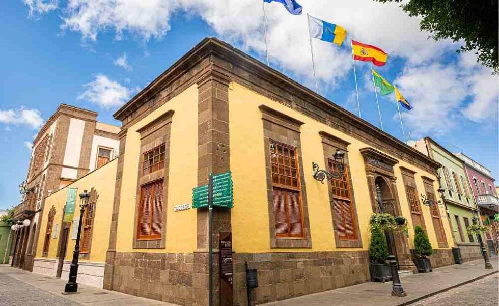 Fachada de las Casas Consistoriales