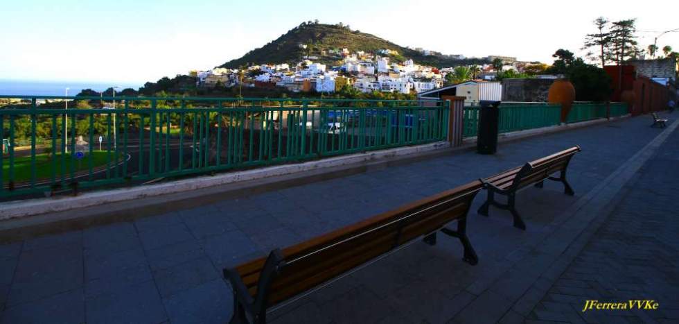 Volver. Juan FERRERA GIL