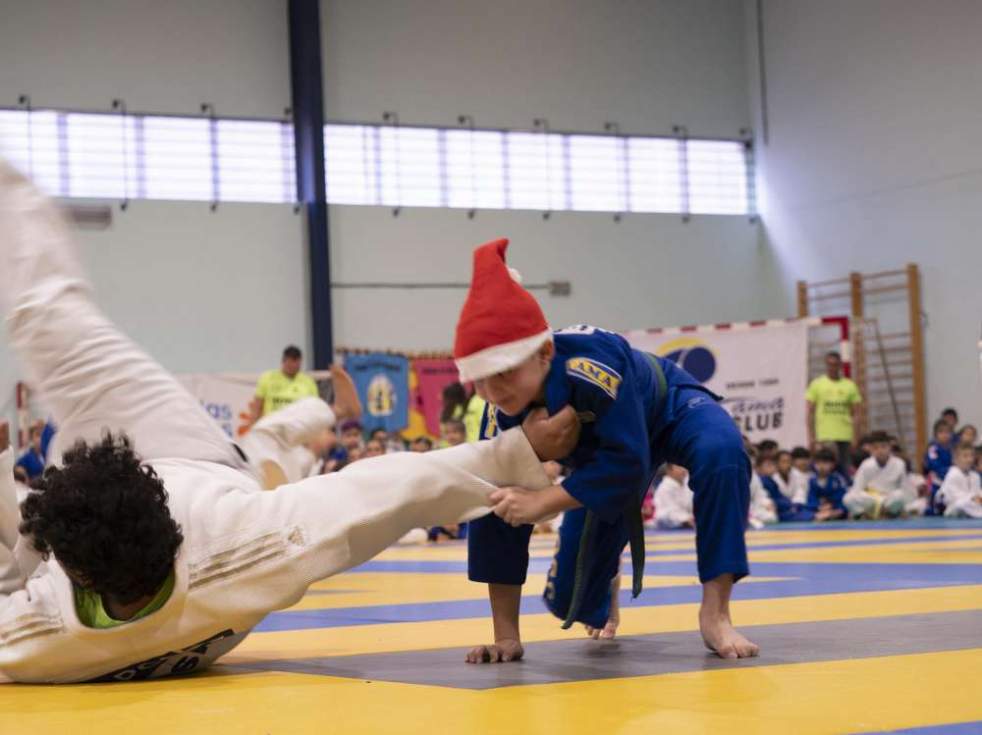 El 15º Festival Solidario Judo Club Tama brilla con luz propia en el Blume Gran Canaria con la participación de 700 jóvenes deportistas
