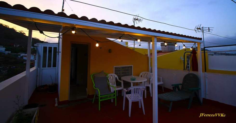 LA BRISA DE LA BAHÍA (256). Pararse