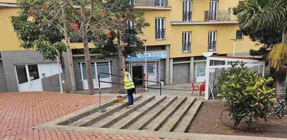 El Ayuntamiento de Guía ejecuta el proyecto ‘Ruralia 2025’ destinado a la limpieza de caminos y espacios públicos del municipio