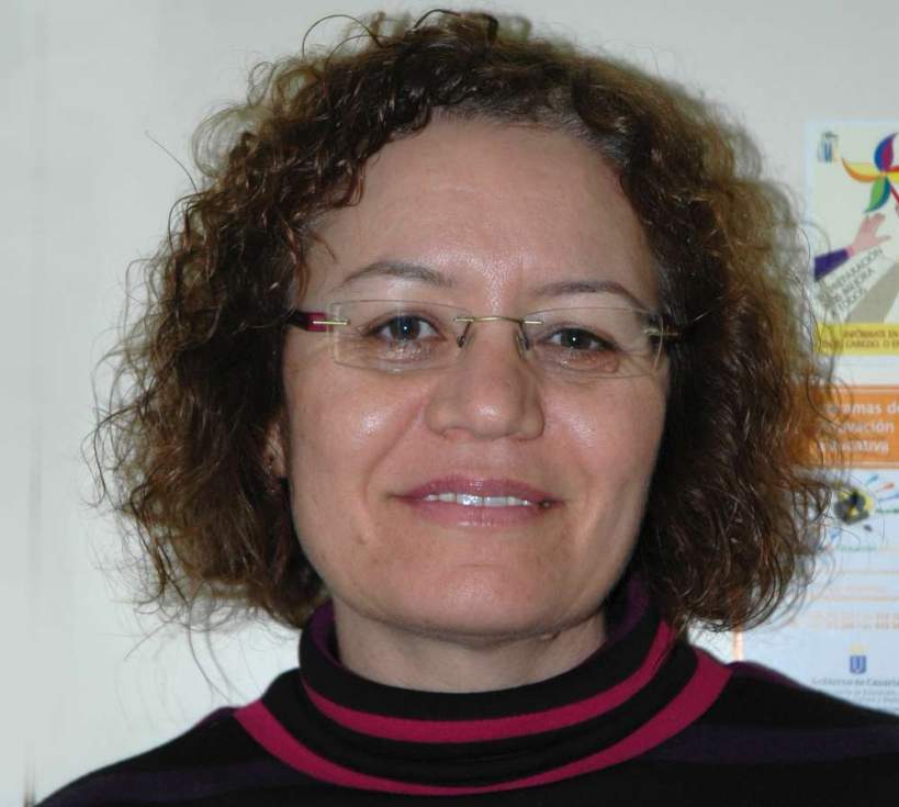 Dña. Ángela Vega Suárez (DEP)