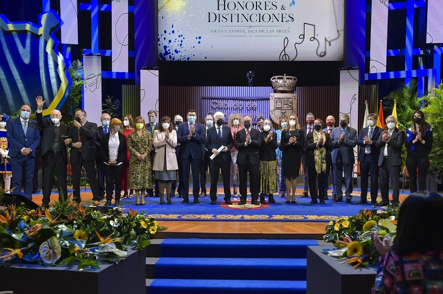 Honores y distinciones del Cabildo