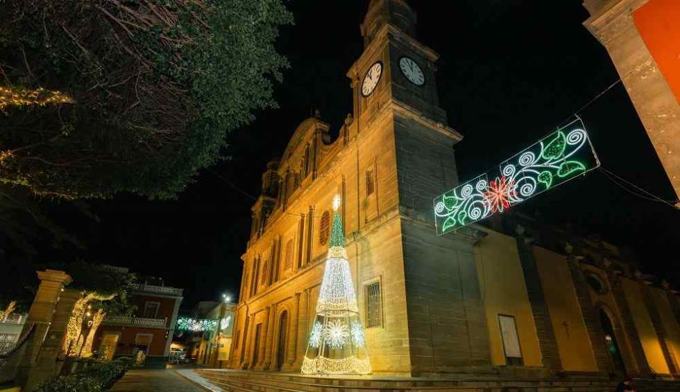 Frontis del Templo Santuario de Santiago Apóstol