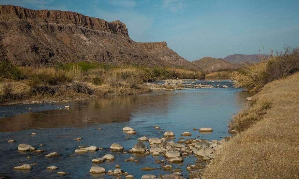 Microrrelatos. Un río con corazón