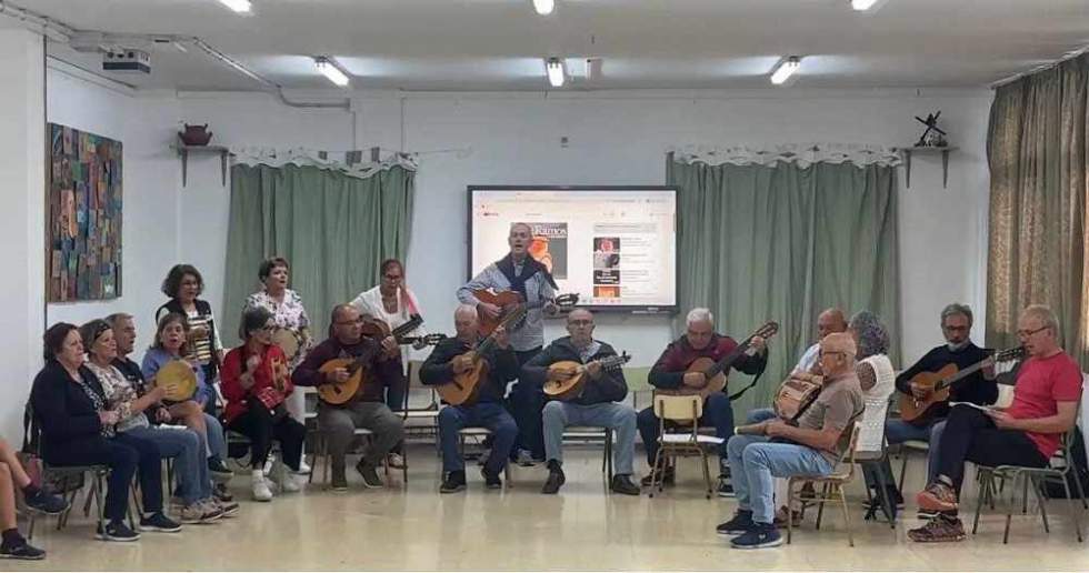 La tradici&oacute;n navide&ntilde;a que calienta la madrugada de Agaete