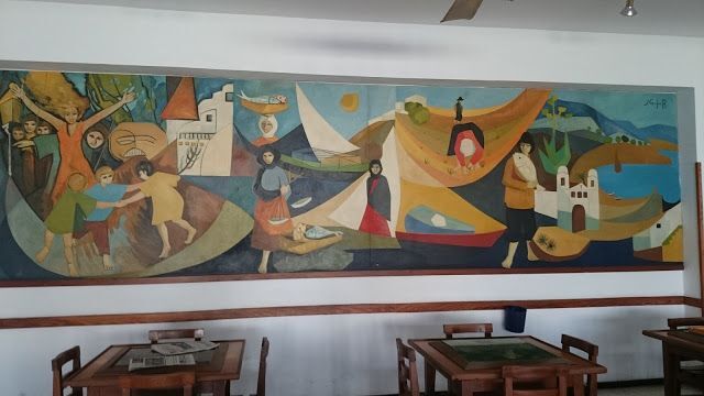 Mural del artista lanzaroteño Gopar que preside el salón de juegos.