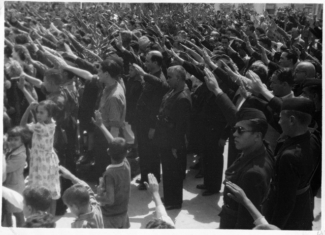 Saludo Fascista. LAS PALMAS DE GRAN CANARIA 1937