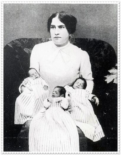RAFAELA ZAMORA CON SUS TRES HIJOS