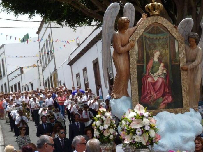 procesiondia6agaete2016
