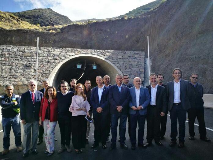 170407 inauguracion carretera la aldea 1