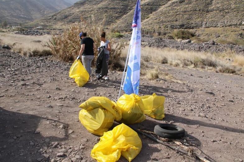 basuraplayarisco2017