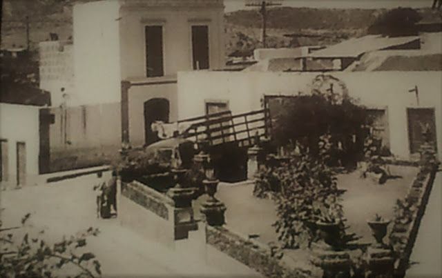 Plaza de Tenesor, José Antonio Primo de Rivera en los años cincuenta y vuelta a Tenesor en la actualidad.