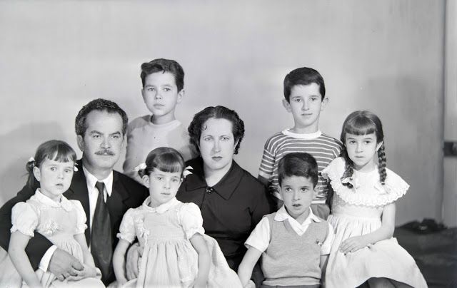José De Armas Medina con su familia. (FEDAC)