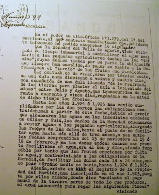 Denuncia e informe del alcalde donde se confirma la inscripción  del derecho a regar a cambio de un tercio de la producción de las fincas, (archivo municipal).