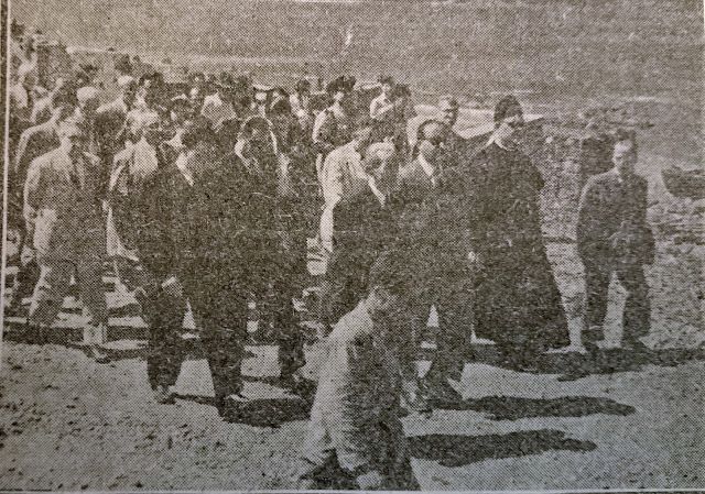 Imágenes del acto en la prensa de la época (La Falange)