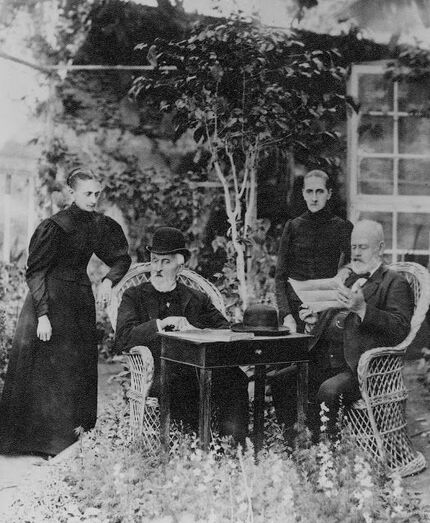  D. Antonio y sus hermanos. (fedac)