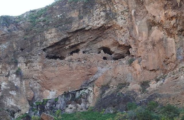 Cueva de los canarios