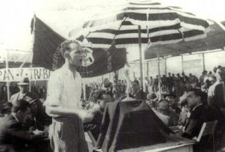 Diputado por Las Palmas Eduardo Suárez Morales en un mitín.   