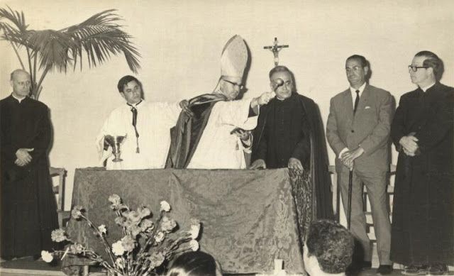 Visita obispo  Infantes Florido 1969.