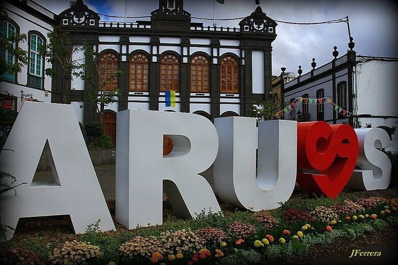 arucaspiedrayflorinauguracion