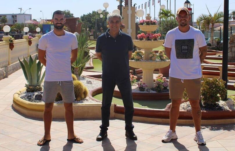 88b733f9 49d3 433e 8287 7021f960e23e