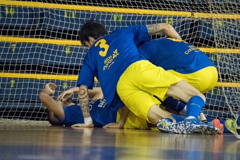 ca9521de fdb0 4fcb 906f 60a1e6a631fd