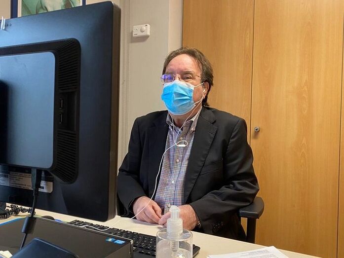 Amos García durante el Encuentro