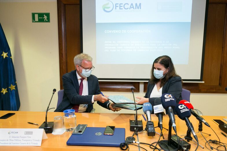 Firma OOPP y FECAM 05