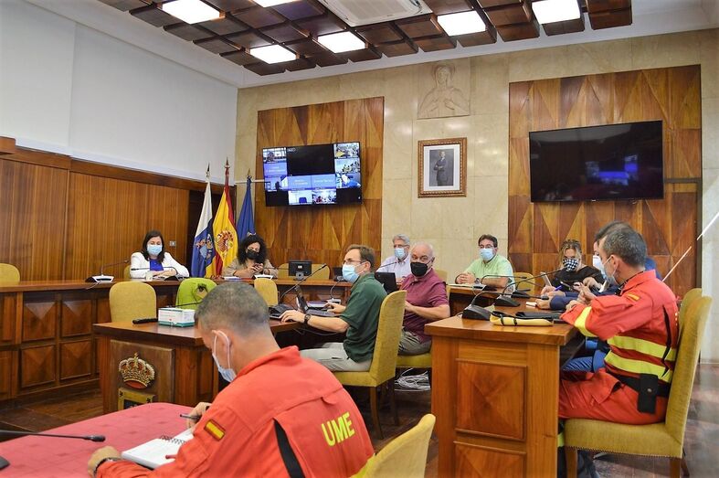 Julio Pérez preside el Comité Director del PEVOLCA