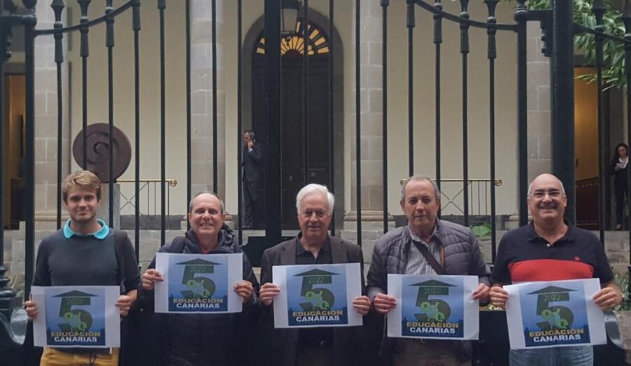 PLataforma 5 para Educación en el Parlamento