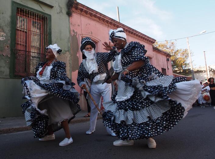 7. Candombe. Pasacalles Danzarines 1